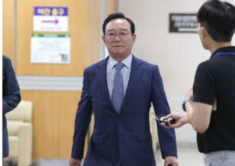 檢, '靑 울산시장 선거개입' 송철호 징역 6년·황운하 징역 5년 구형