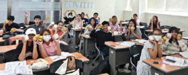 인제대, 외국인 유학생 500명에 송편 나눔