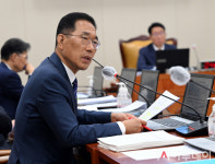 [포토] [2023 국감] 질의하는 김주영 의원