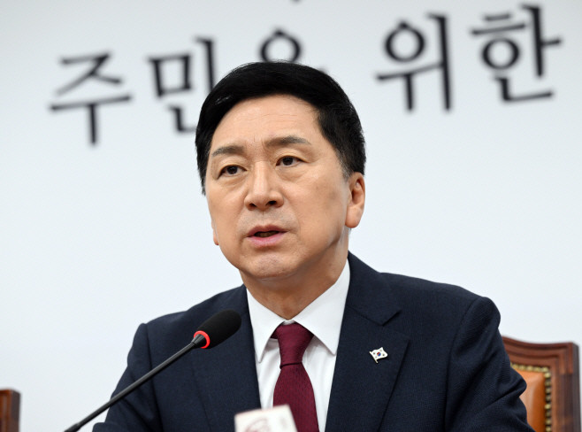 정부, 전 국민 25만 원 지원법과 노란봉투법 재의요구안 의결
