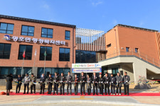 봉화군, 명호면 기초생활거점조성사업 행정복지센터 및 다목적광장 준공