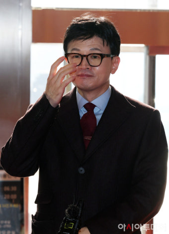 [포토] 질문 받는 한동훈 비상대책위원장