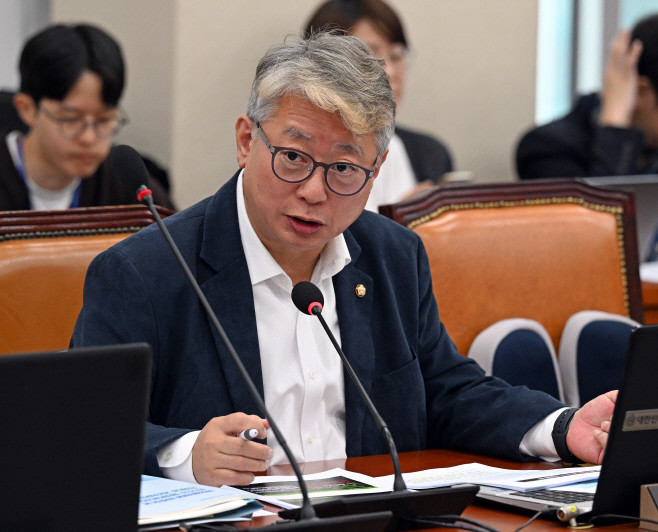 한동훈, 국민의힘 당 대회 선거 출마 포기…현장정치에 매진하겠다