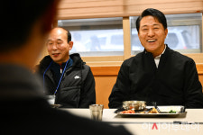 [포토] 새해 첫날 영등포보현종합지원센터 찾은 오세훈 시장