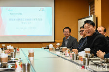[포토]  시립영등포보현종합지원센터 노숙인 만난 오세훈 시장