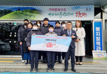 함안중학교 학생들의 이웃사랑 실천…축제 수익금 모아 이웃 돕기 쌀 기탁