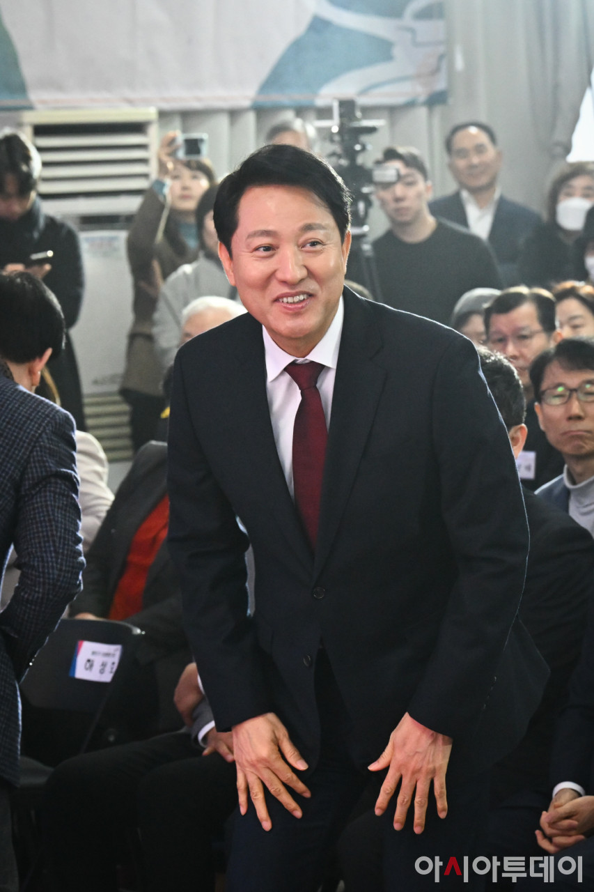 서울시장 오세훈, 디지털 안내사 발대식과 헬스케어 협약식 참석으로 서울시민 건강 향상 지지