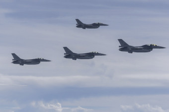 네덜란드, 우크라에 F-16 전투기 6대 추가 지원…