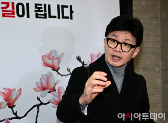 [포토] 답변하는 한동훈 국민의힘 비대위원장