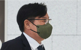 이화영 