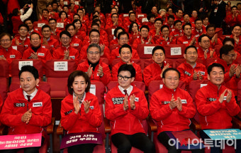[포토] 박수치는 한동훈-원희룡-나경원-윤재옥-안철수