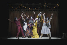 [전혜원의 문화路] 열린 객석으로 만난 포복절도 희극