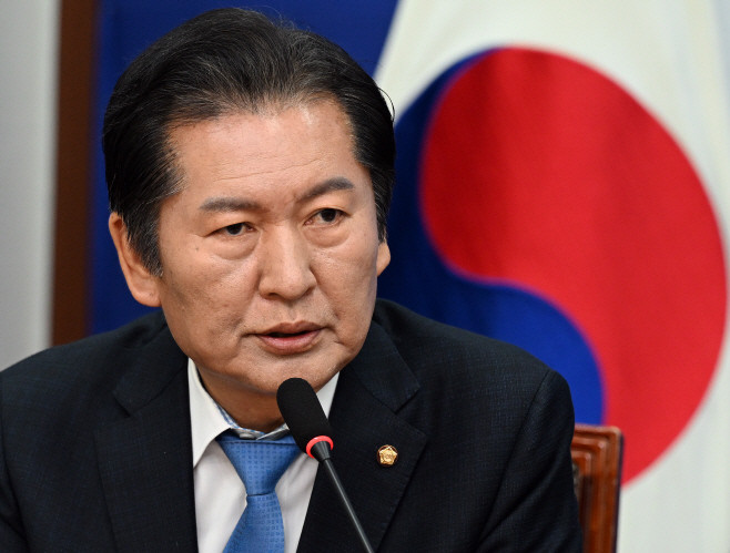 국회 법사위, 김건희 특검법과 채상병 특검법 단독 처리 논란 번지며 야당 퇴장