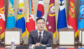 신원식 국방, 루마니아·폴란드서 국방·방산협력 논의