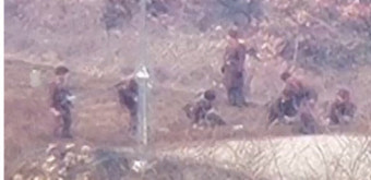 북한군 어제 또 DMZ 작업중 군사분계선 침범…이달에만 벌써 3번째