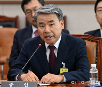[포토] 질의에 답하는 이종섭 전 장관