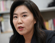 [인터뷰] 강유정 의원, 영화평론가에서 野대변인으로…