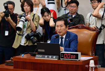 '방송 3법' 野 주도로 법사위 통과…與 