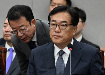 檢, '노무현 명예훼손' 정진석 2심도 벌금형 구형…