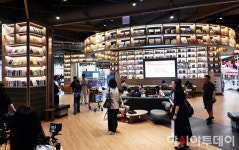 [포토]이마트, 스타필드 죽전점 오픈...문화-휴식 공간 북 그라운드