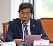 [포토] 발언하는 최흥식 한국종합농업단체협의회 회장