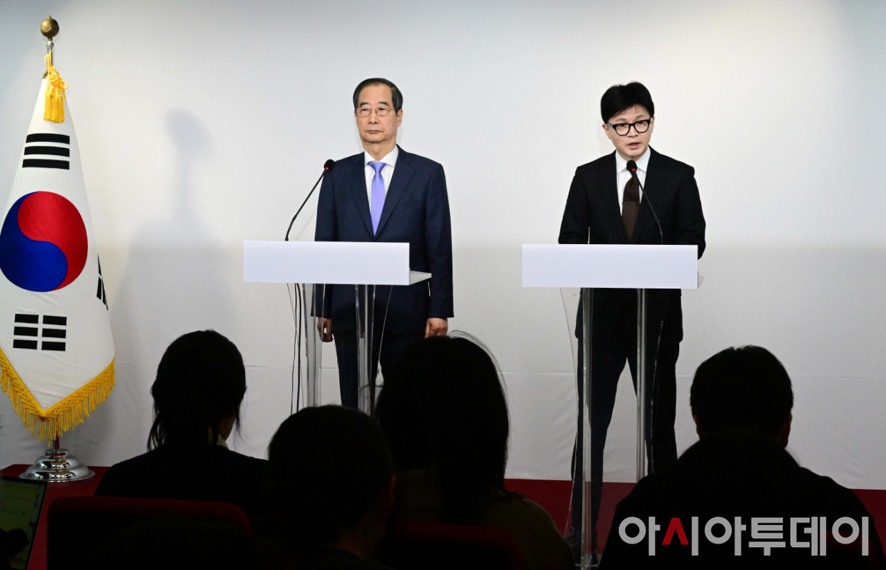 한덕수 총리 대통령에 직접 건의된 계엄 선포, 법에 따르지 않았다 발언에 논란 확산