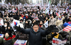 [포토] 광주 금남로서 탄핵 반대