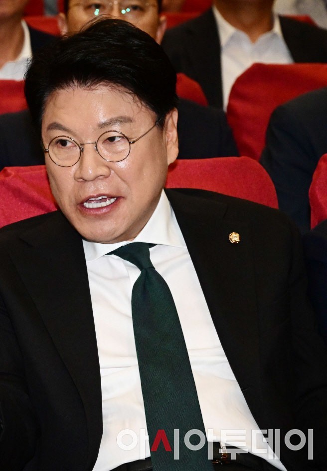 장제원 전 국회의원 성폭력 의혹, 피해자 증거 확보로 추가 조사 진행중