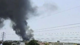 인도 아마다바드에서 242명 탑승 에어인디아 여객기 추락