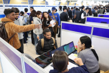 외국인 유학생 62% 서울 취업 원해…지역 정주·산업 인력 확보 정책과 온도차