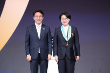 이지선 신성이엔지 대표 은탑산업훈장