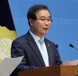 與이건태 