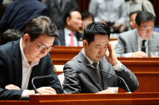 국힘 윤리위 징계 기준 구체화에… 소장파 