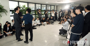 [포토]취재진 질문에 답변하는 김지용 초대 중수청장 후보자