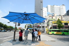 동작구, 도심 속 그늘막 쉼터 조기 운영