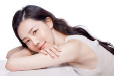 여름철 폭발하는 피지와 칙칙한 피부, ‘핑크필’로 관리