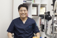 광주안과의원 김현동 원장, ‘대한민국 굿닥터 100인’ 노안백내장망막 부문 선정