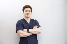 노화에 무너지는 탄력, 리프팅 레이저 시술로 개선