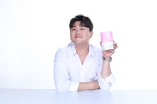 스키니레시피, 필라테스더블유W 모델로 김호중 발탁