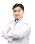 무릎 관절염, 무조건 수술로? 증상에 따른 맞춤 치료 적용해야