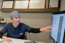 탈모에 모발이식, 생착률 좋다면 장기간 유지 가능