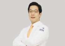 여름철 무릎관절, 조기 치료가 핵심