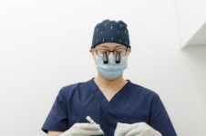 탈모 개선책으로 수요 늘어난 두피 문신이란