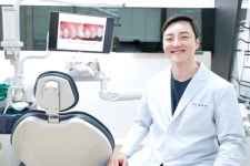 틀니보다 고정력과 저작력 높인 임플란트 틀니란