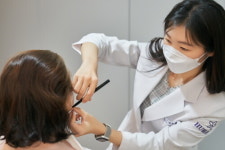 피부 탄력 위한 올리지오와 울쎄라, 안전성‧만족도 높이려면?