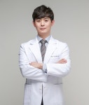 피부 탄력 개선 위한 아이쓰레드 실리프팅, 그 과정은?
