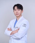 더에쓰씨, 세라미크 글로벌의원 명동 우동진 원장 셀코어 키닥터 선정