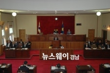 함안군의회 마지막 정례회 개회 및 폐원식