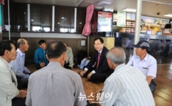 신우철 완도군수 여객선타고 민심속으로…