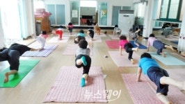 ‘기(氣)찬 경로당 건강백세 운동교실’ 운영